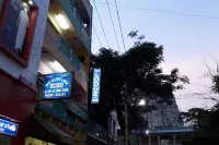 Parisha Residency- Temple Side Hotel