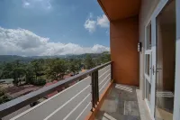 Newtown Plaza Hotel - con vista montagne