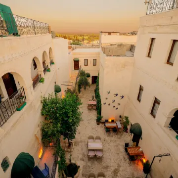 Astarte Hotel