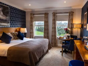 The Lakeside Hotel & Leisure Centre