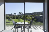 Hotel Món Sant Benet - Mountain view