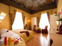 Hotel Joli Hotels near Palermo Catacombs
