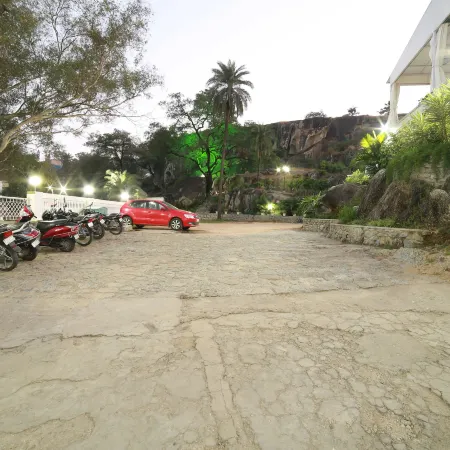 Hotel Karnavati