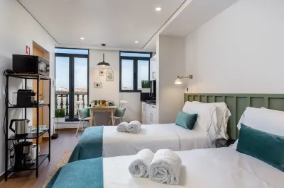 Feel Porto Wine Essence Flats Hotels in Віла-Нова-ді-Гайя