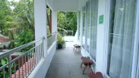 Villa Prambanan Jogja with Private Swimming Pool by Simply Homy Hotels in Kalasan