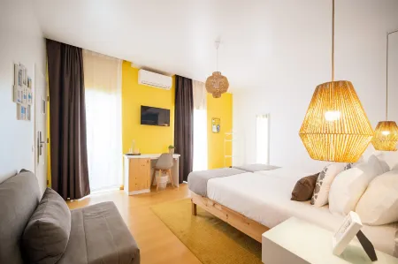 Casa Azul Sagres - Rooms & Apartments Отели рядом с достопримечательностью «Praia da Cordoama»