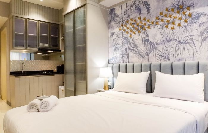 Grand Luxurious and Spacious Studio at Benson Supermall Mansion Apartment