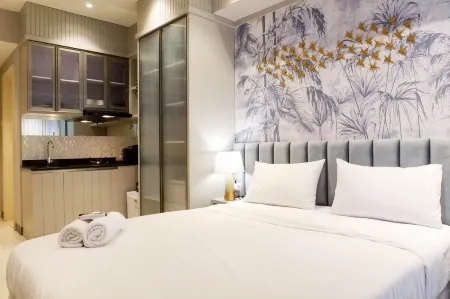 Grand Luxurious and Spacious Studio at Benson Supermall Mansion Apartment Отели рядом с достопримечательностью «Universitas Ciputra Surabaya»