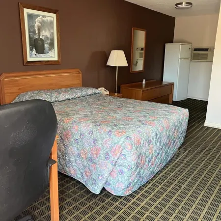 Aaron Motel