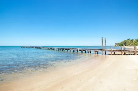 Casa Palmera 2 Bedroom Home by Redawning Отели в г. Санди Бэй