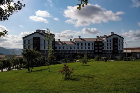 Basqal Resort & Spa Отели рядом с достопримечательностью «“Basqal” Dövlət Tarix-mədəniyyət Qoruğu»