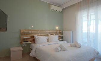 New Cozy Apt with Balcony Close to Analipsi Metro