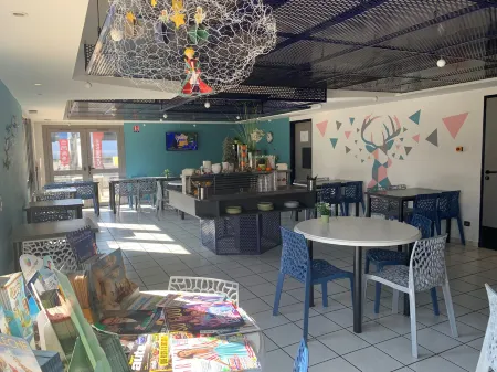 Initial by Balladins Tours Sud Отели в г. Шамбре-ле-Тур