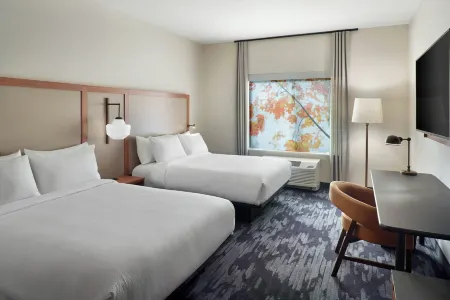 Fairfield Inn & Suites Athens-University Area Отели в г. Кларк