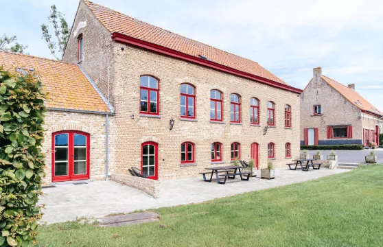 草地阿茲卡拉斯農場