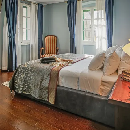 Theatre Luxury Rooms