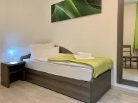 Rhöner Ferienwohnung Hotels near Point Alpha