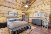 Wilder by AvantStay 15Min from Pigeon Forge, 12Ppl Hotels in Sevierville