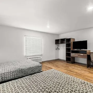 WoodSpring Suites Corona