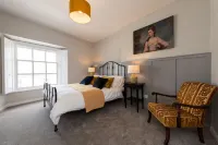 Hamilton House Holiday Apartment