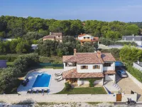 Villa with Pool in the South of Istria - Villaer