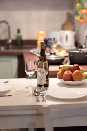 Concetta Studio Apartments by Holihomes