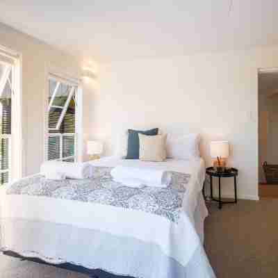 Gulf Island Views Rooms