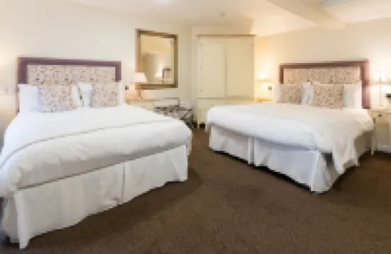 ジ オールド フォーペニー ショップ ホテル