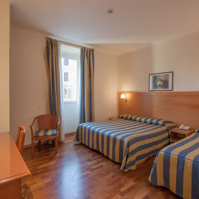 Hotel Laurentia Hoteles cerca de Coliseo de Roma