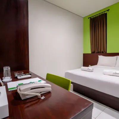 LeGreen Suite Setiabudi Các khách sạn gần Ga MRT Setiabudi
