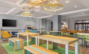 Wingate by Wyndham Charlotte Airport South/ I-77  Tyvola