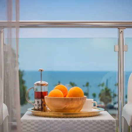 Golden Orange Hotel
