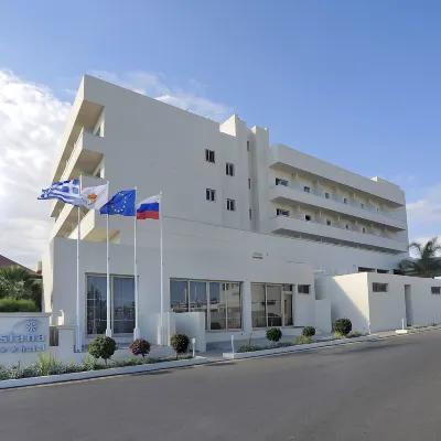 Nissiana Hotel & Bungalows Hotels near Nissi Beach
