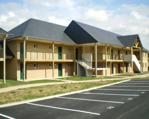 Adonis Hauts de Honfleur Hotels in Equemauville