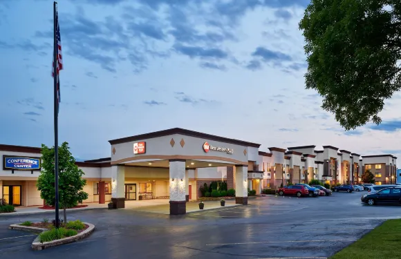 密爾沃基機場貝斯特韋斯特優質酒店及會議中心