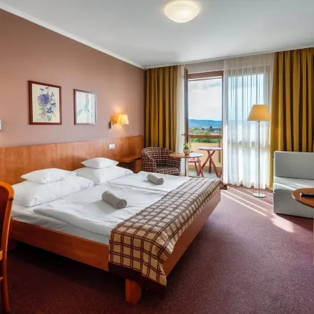 Hunguest Hotel Pelion Отели в г. Тапольца