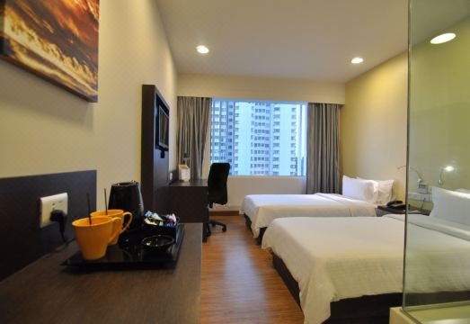 호텔 시설 비교 분석