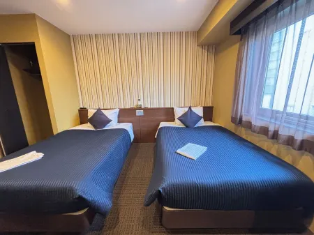 HOTEL LiVEMAX Fukuyama Ekimae