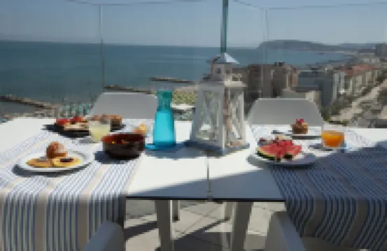 Alexandra BB & Brunch - Beach Front - Healthy XXL Breakfast & Brunch Until 12 30