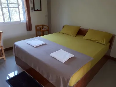 Dome Resort Hotels near Wat Muang