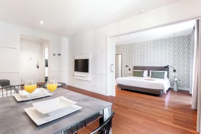 Paseo de Gracia Apartments by Aspasios