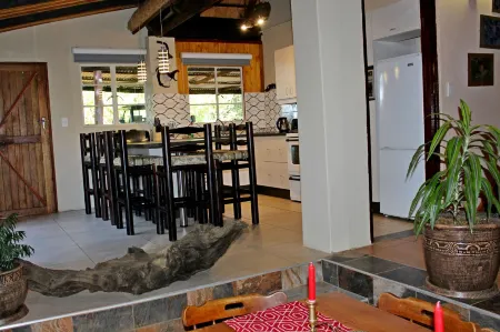 Treks, Trips and Trails Отели в г. Утхукела