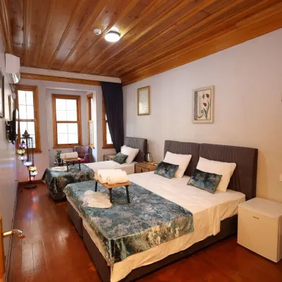 ذا تريب إسطانبول هوتل Hotels near ميناء ينيكابي للعبارات