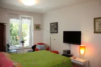 GoVienna - Charming Studio Hôtels à : Stockerau