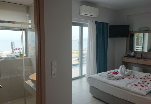 디올코스 스튜디오