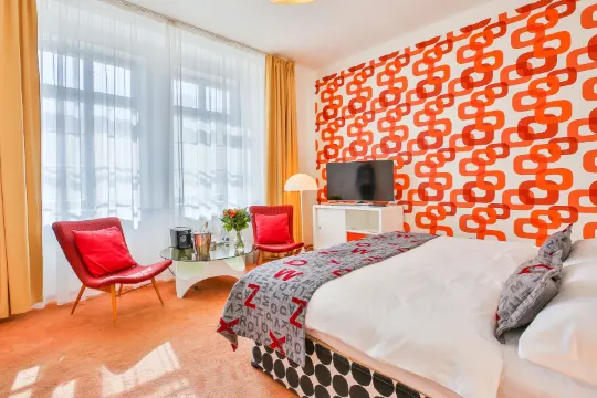 薩克斯復古設計酒店