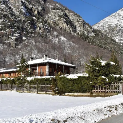 Miravalle Hotels near Chantorné
