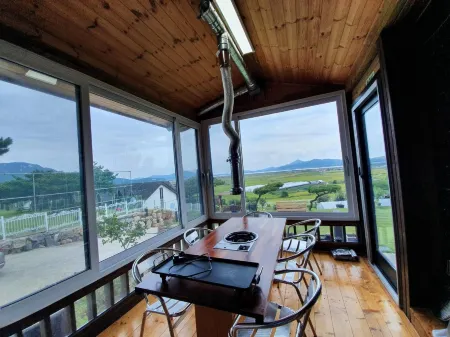 Ganghwa Nolumog Byeoljang Отели рядом с достопримечательностью «Bomunsa Temple»