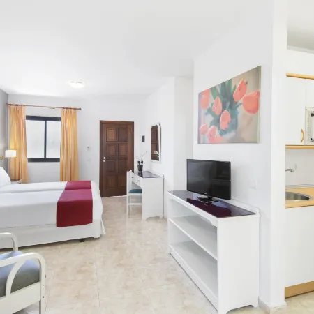 Elba Lucía Sport & Suite Hotel Отели в г. Максората