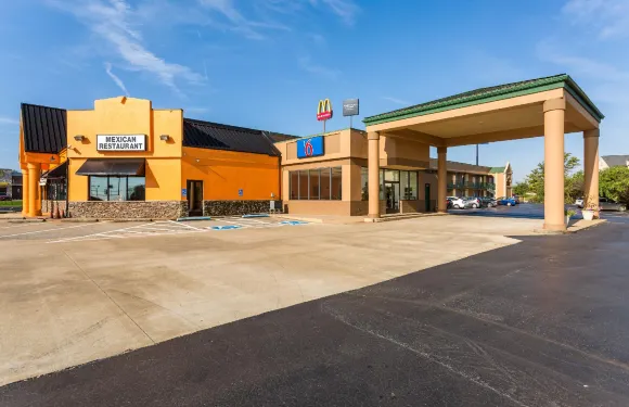 田納西克拉克斯維爾 6 號汽車旅館